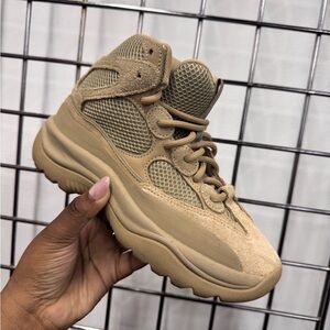Adidas Yeezy Desert Boots‎ Rock High Top Sneakers Kanye West size 5